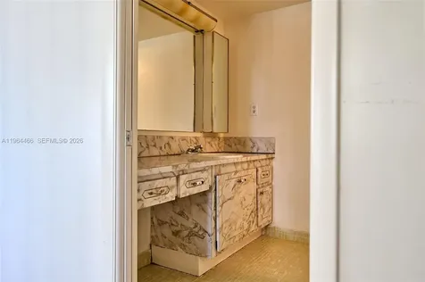 2724 S Garden Drive S Lake Worth FL 33461