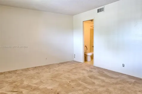 2724 S Garden Drive S Lake Worth FL 33461