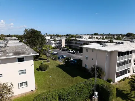 2724 S Garden Drive S Lake Worth FL 33461