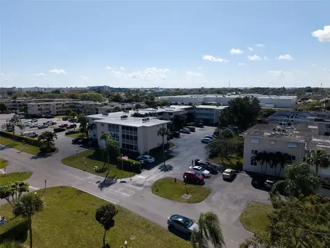 2724 S Garden Drive S Lake Worth FL 33461