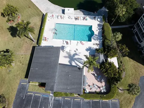 2724 S Garden Drive S Lake Worth FL 33461