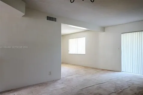 2724 S Garden Drive S Lake Worth FL 33461