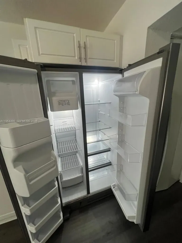 2561 NW 18th Court Fort Lauderdale FL 33311