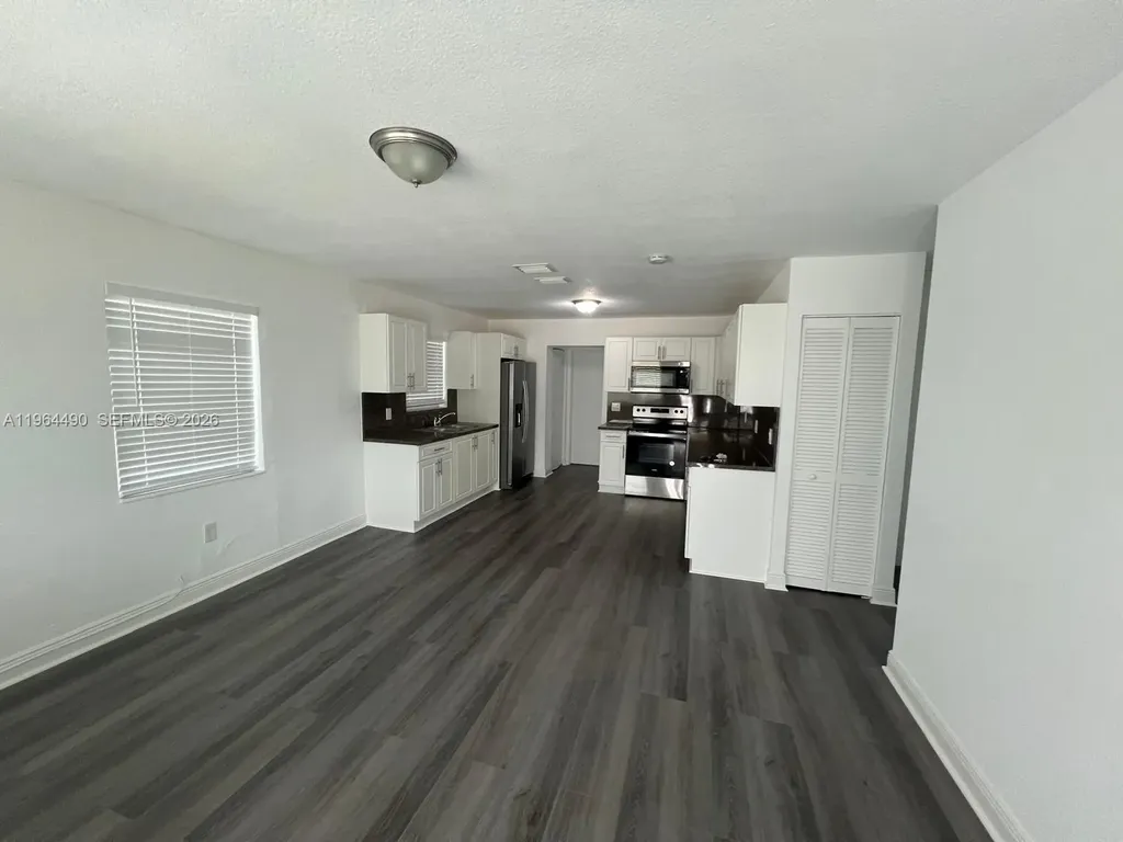 2561 NW 18th Court Fort Lauderdale FL 33311