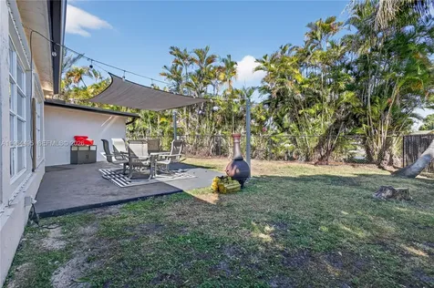 9401 NW 81st Court Tamarac FL 33321