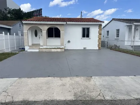 6823 SW 25th Street Miami FL 33155