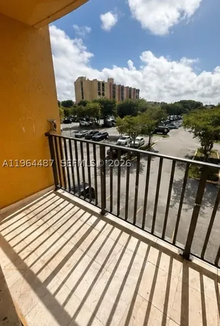 4721 NW 7th Street Miami FL 33126
