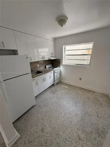 926 NW 5th Street Miami FL 33128