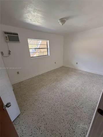 926 NW 5th Street Miami FL 33128