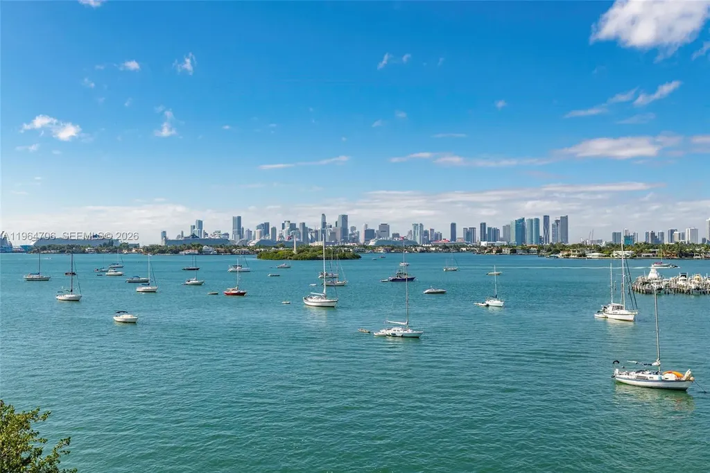 1470 16th Street Miami Beach FL 33139