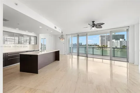 1470 16th Street Miami Beach FL 33139