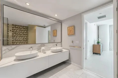 10201 Collins Avenue Bal Harbour FL 33154