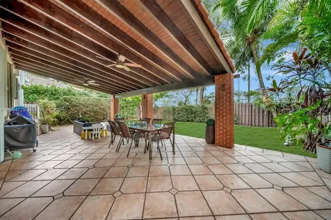 10880 NW 58th Terrace Doral FL 33178
