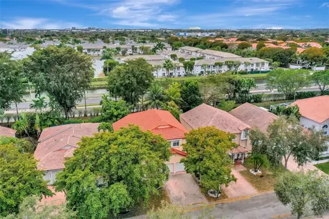 10880 NW 58th Terrace Doral FL 33178