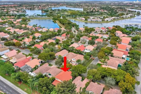 10880 NW 58th Terrace Doral FL 33178
