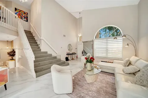 10880 NW 58th Terrace Doral FL 33178