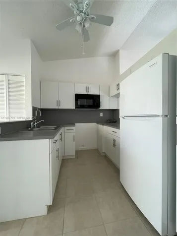 1210 San Remo Circle Homestead FL 33035