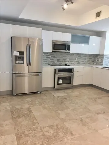 3330 NE 190th Street Aventura FL 33180