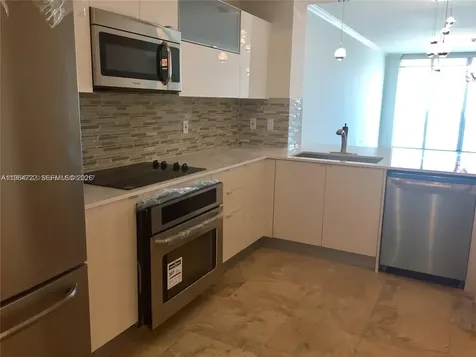 3330 NE 190th Street Aventura FL 33180