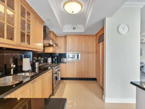 17875 Collins Avenue Sunny Isles Beach FL 33160