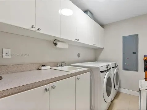 17875 Collins Avenue Sunny Isles Beach FL 33160