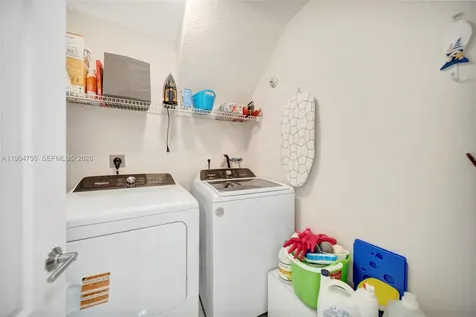 10880 NW 58th Terrace Doral FL 33178