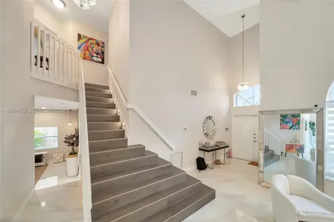 10880 NW 58th Terrace Doral FL 33178