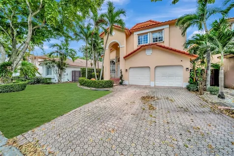 10880 NW 58th Terrace Doral FL 33178