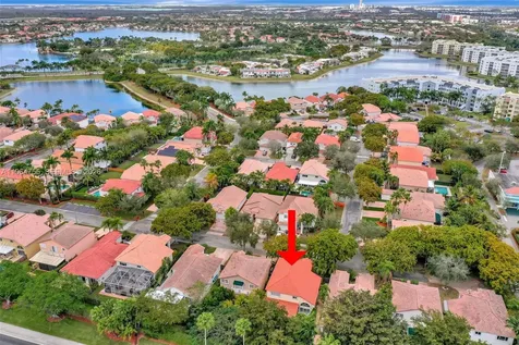 10880 NW 58th Terrace Doral FL 33178