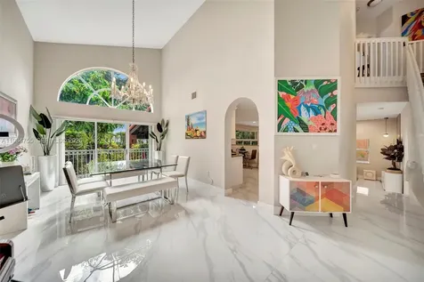 10880 NW 58th Terrace Doral FL 33178