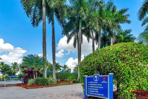 792 NW 170th Terrace Pembroke Pines FL 33028