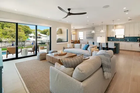 16 Bass Avenue Key Largo FL 33037
