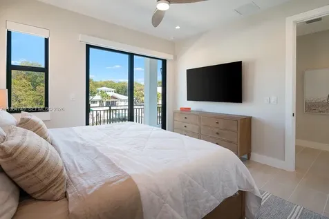 16 Bass Avenue Key Largo FL 33037