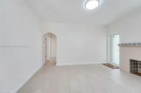 1139 NW 37th Street Miami FL 33127