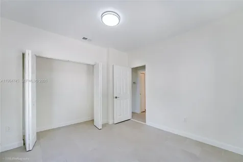 1139 NW 37th Street Miami FL 33127