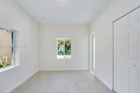 1139 NW 37th Street Miami FL 33127