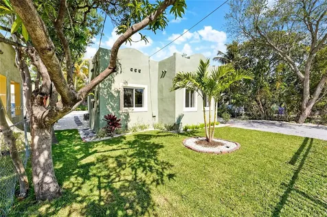 1139 NW 37th Street Miami FL 33127