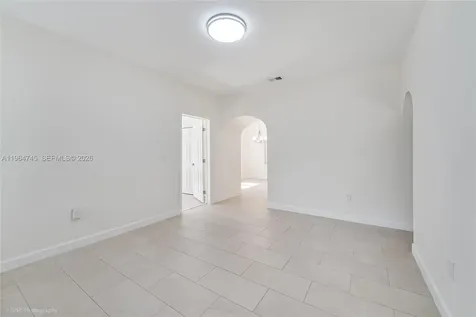 1139 NW 37th Street Miami FL 33127