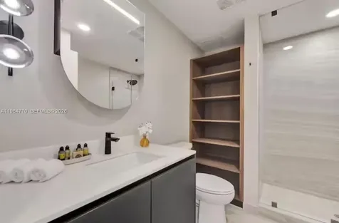 580 72 Miami Beach FL 33141