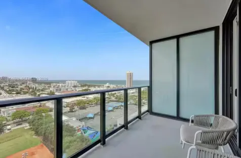 580 72 Miami Beach FL 33141