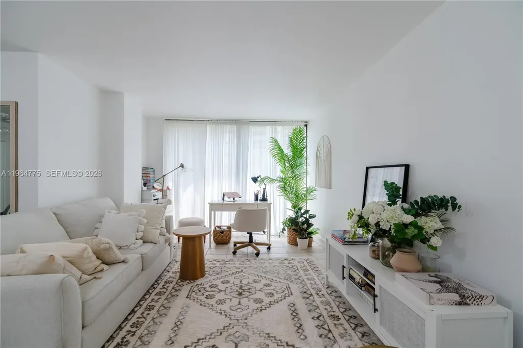 17021 N Bay Road Sunny Isles Beach FL 33160