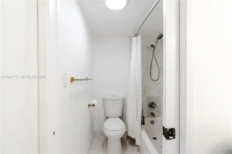 17021 N Bay Road Sunny Isles Beach FL 33160