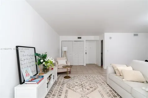 17021 N Bay Road Sunny Isles Beach FL 33160