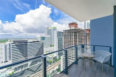 88 SW 7th Street Miami FL 33130