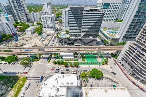 88 SW 7th Street Miami FL 33130