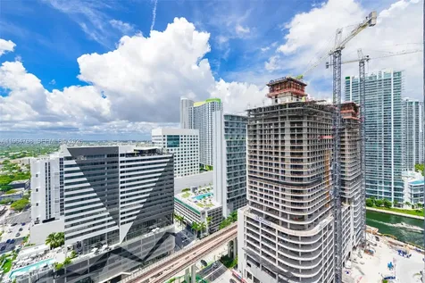 88 SW 7th Street Miami FL 33130