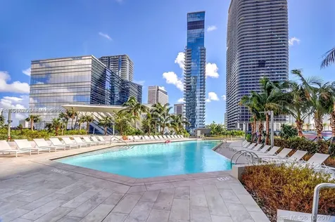 88 SW 7th Street Miami FL 33130