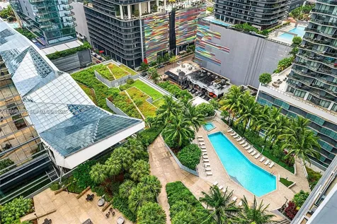 88 SW 7th Street Miami FL 33130