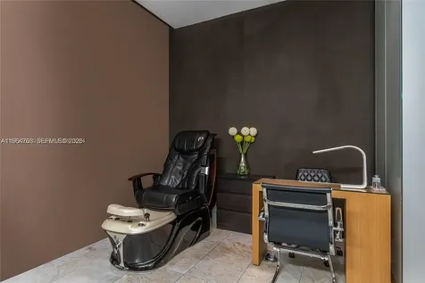 88 SW 7th Street Miami FL 33130