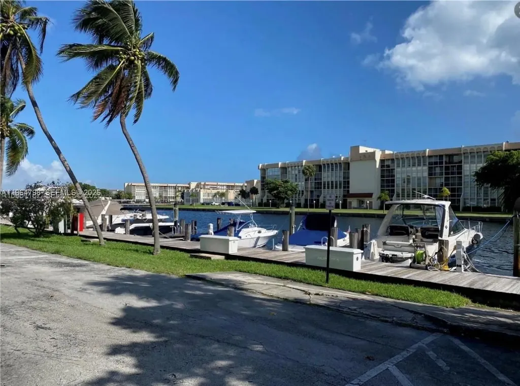 2000 Atlantic Shores Boulevard Hallandale Beach FL 33009